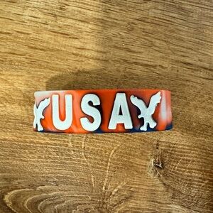 Red and blue USA thick silicone/rubber bracelet​​​​​​​